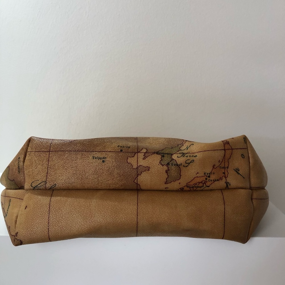 Alviero Martini Pouch - Picture 3 of 12